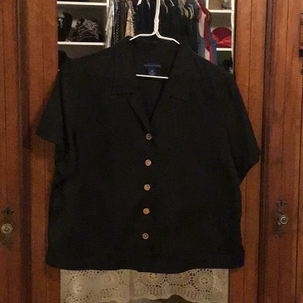 Westbound Petites black classic shirt